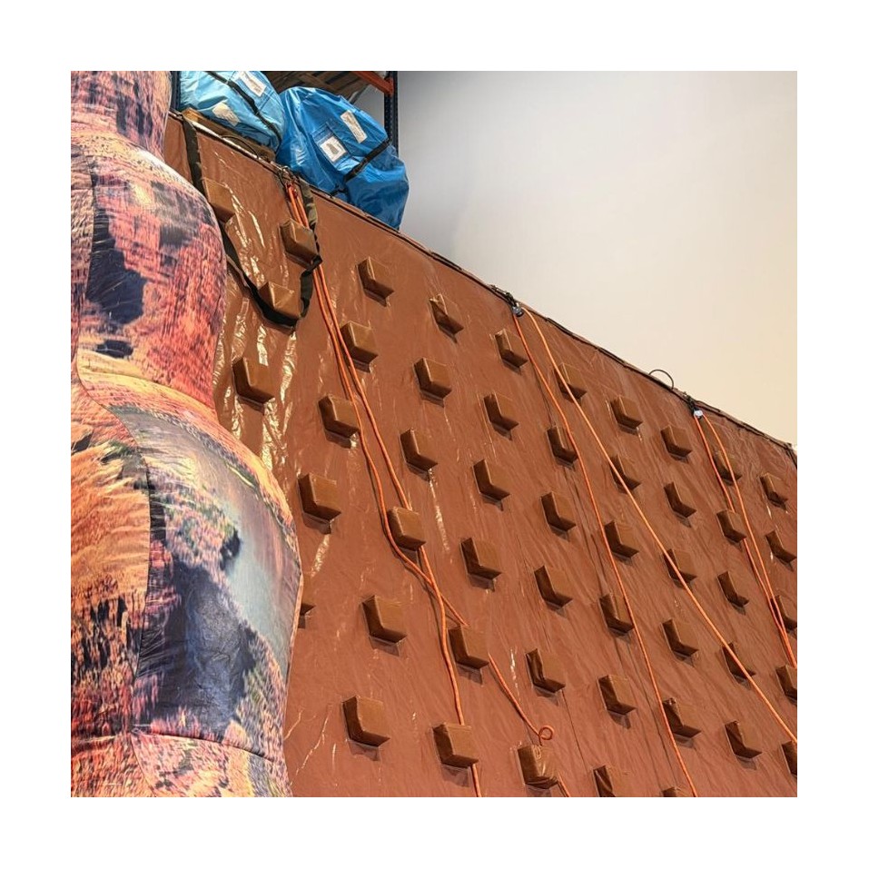 Aufblasbare Kletterwand 6 m gebraucht (Gurte inkl.) - 28326 - 2-cover