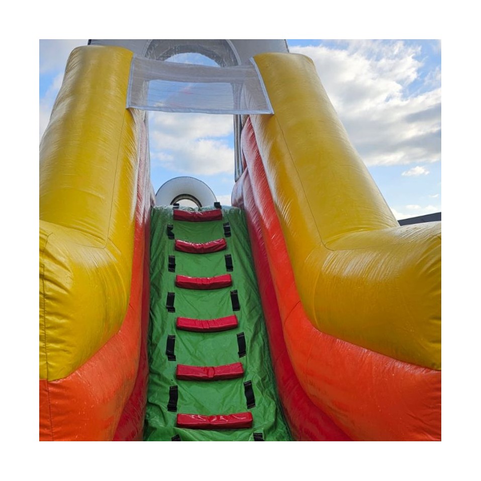 Wipeout Football Hindernisparcours Rot gebraucht (aufblasbar) - 28398 - 2-cover